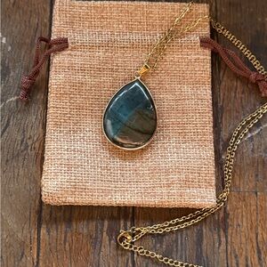 BrandNew Labradorite Pendant with Gold plated Chain Gold Labradorite Necklace